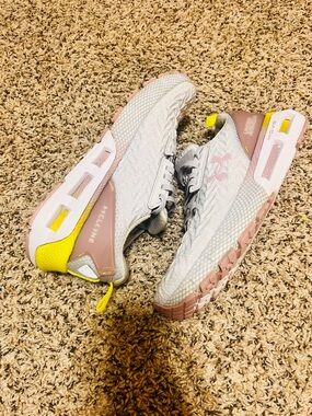 2021 Under Armour Wmns HOVR Mega 2 Clone 'Halo Grey Mauve Pink' Sz 9